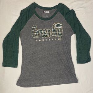 NFL Team Apparel Green and Gray Tee -Small